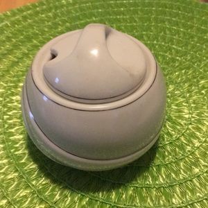 Porcelana sugar bowl